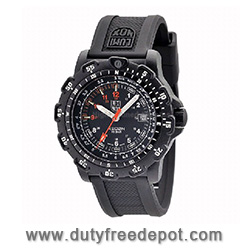 Luminox A.8821